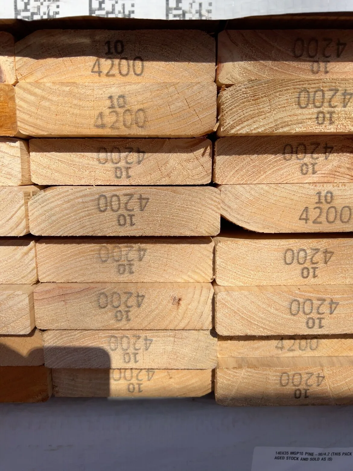 140X35 MGP10 PINE-90/4.2 (THIS PACK IS AGED STOCK AND SOLD AS IS) 140X35 MGP10 PINE-90/4.2 (THIS PACK IS AGED STOCK AND SOLD AS IS)