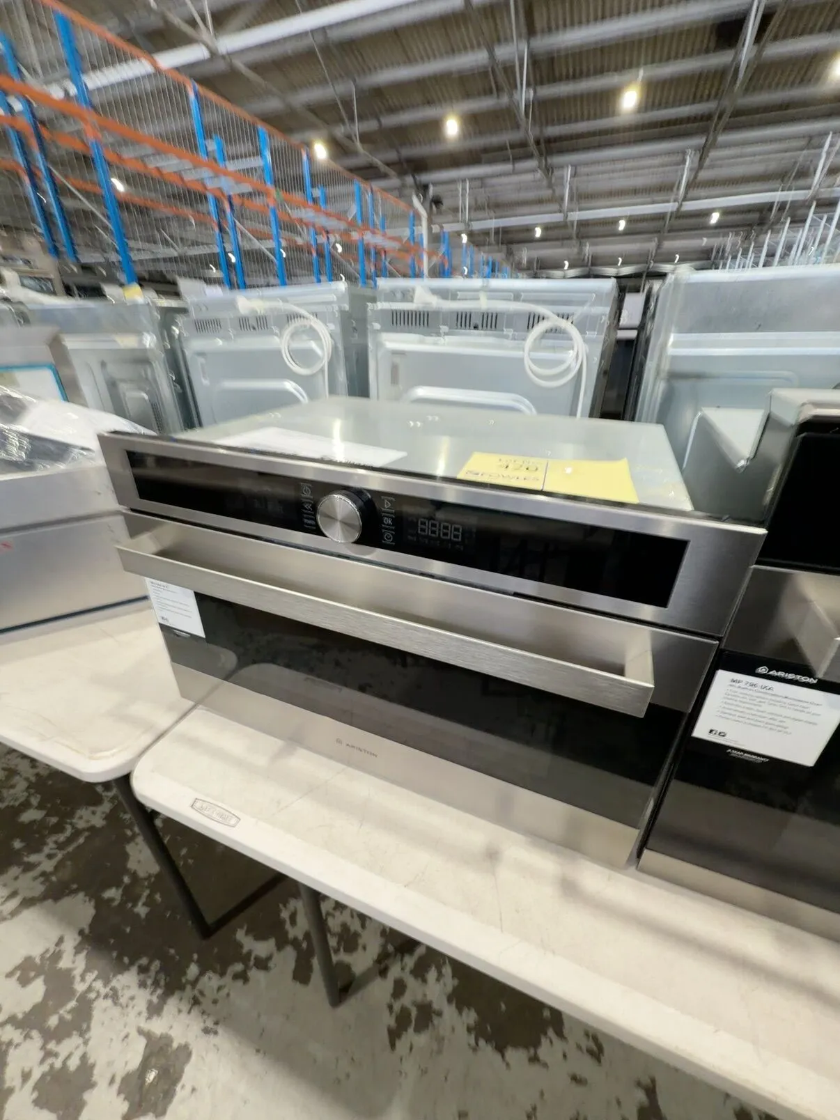 EX DISPLAY ARISTON MD554 IXA BUILT IN MICROWAVE & GRILL OVEN, 600MM, SOLD AS IS NO WARRANTY EX DISPLAY ARISTON MD554 IXA BUILT IN MICROWAVE & GRILL OVEN, 600MM, SOLD AS IS NO WARRANTY
