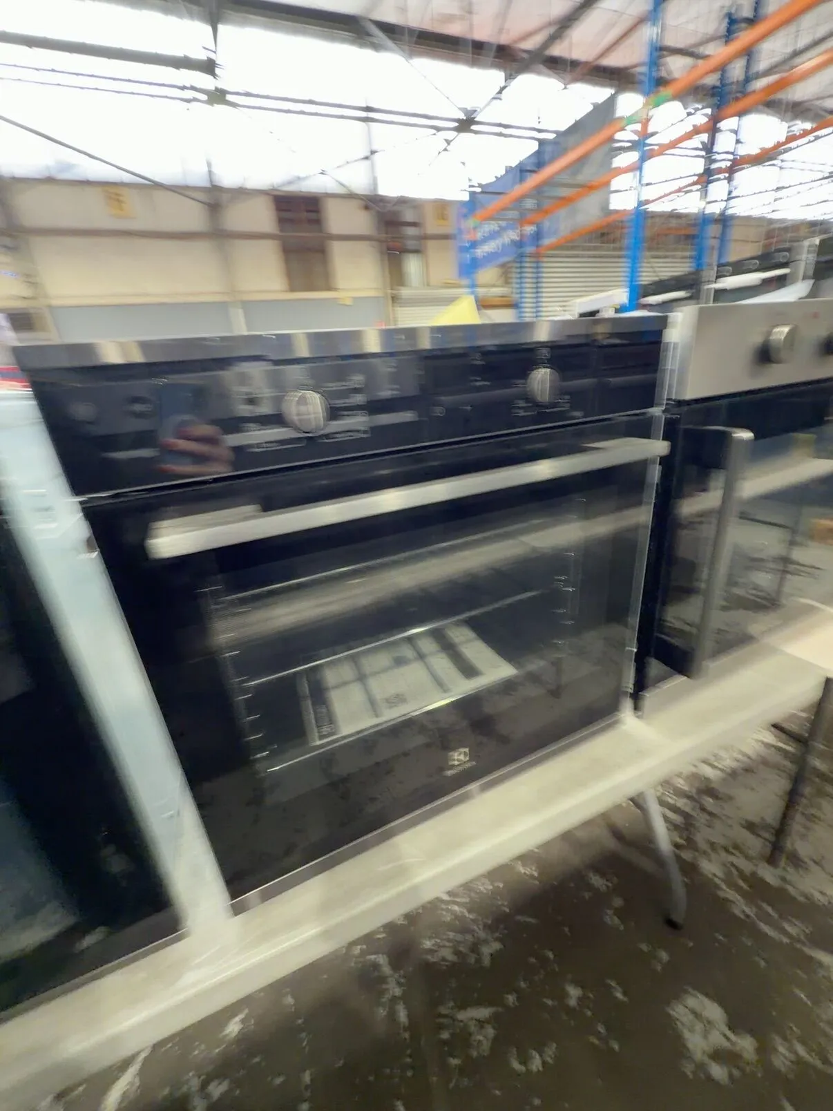 EX DISPLAY ELECTROLUX EVE602DSD 600MM DARK S/STEEL, 8 FUNCTIONS WITH BAKE & STEAM, SOLD AS IS NO WARRANTY EX DISPLAY ELECTROLUX EVE602DSD 600MM DARK S/STEEL, 8 FUNCTIONS WITH BAKE & STEAM, SOLD AS IS NO WARRANTY