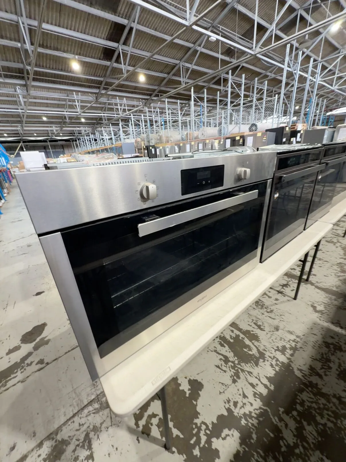 EX DISPLAY WHIRLPOOL MXAK8FIXAUS 900MM ELECTRIC OVEN, SOLD AS IS NO WARRANTY EX DISPLAY WHIRLPOOL MXAK8FIXAUS 900MM ELECTRIC OVEN, SOLD AS IS NO WARRANTY