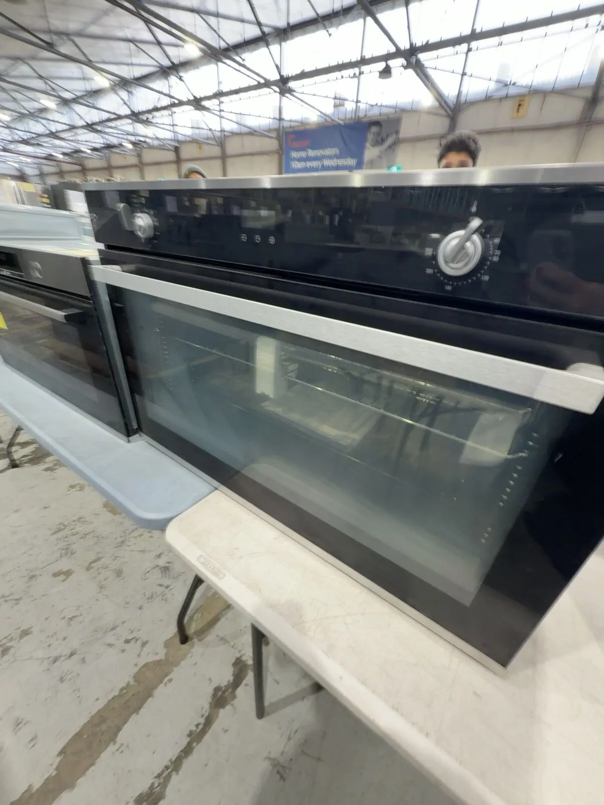 EX DISPLAY OMEGA OBO960X1 900MM ELECTRIC OVEN, SOLD AS IS NO WARRANTY EX DISPLAY OMEGA OBO960X1 900MM ELECTRIC OVEN, SOLD AS IS NO WARRANTY