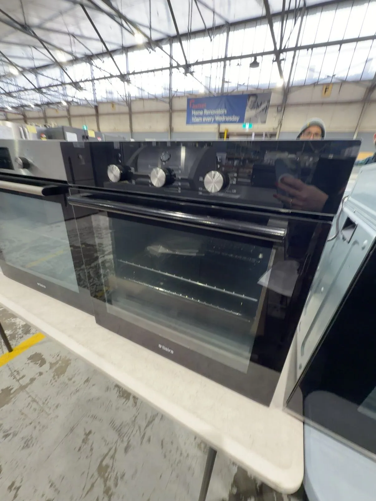 EX DISPLAY TISIRA 600MM ELECTRIC OVEN TOT644BE, SOLD AS IS NO WARRANTY EX DISPLAY TISIRA 600MM ELECTRIC OVEN TOT644BE, SOLD AS IS NO WARRANTY