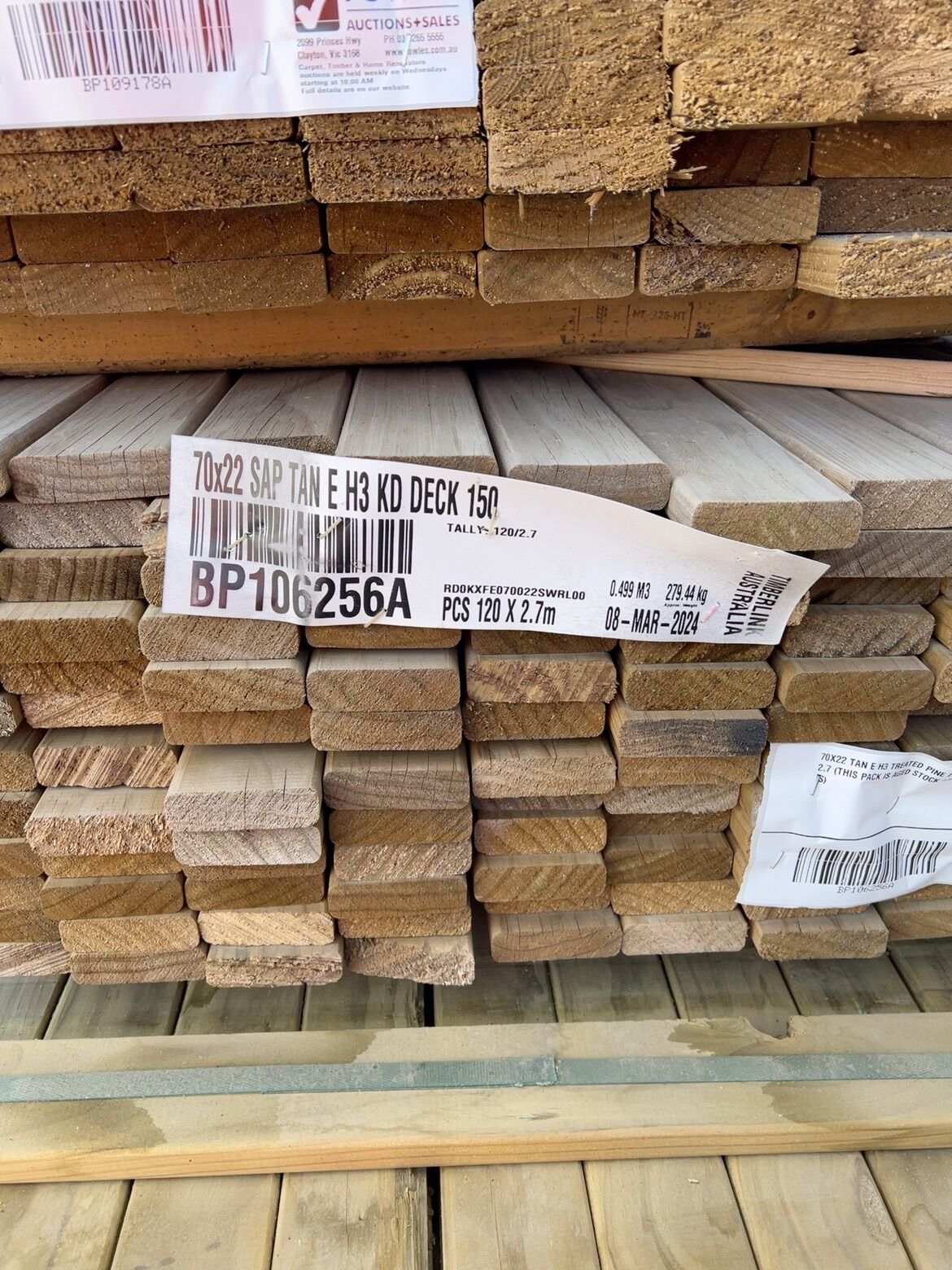 70X22 TAN E H3 TREATED PINE DECKING-120/2.7 (THIS PACK IS AGED STOCK AND SOLD AS IS) 70X22 TAN E H3 TREATED PINE DECKING-120/2.7 (THIS PACK IS AGED STOCK AND SOLD AS IS)