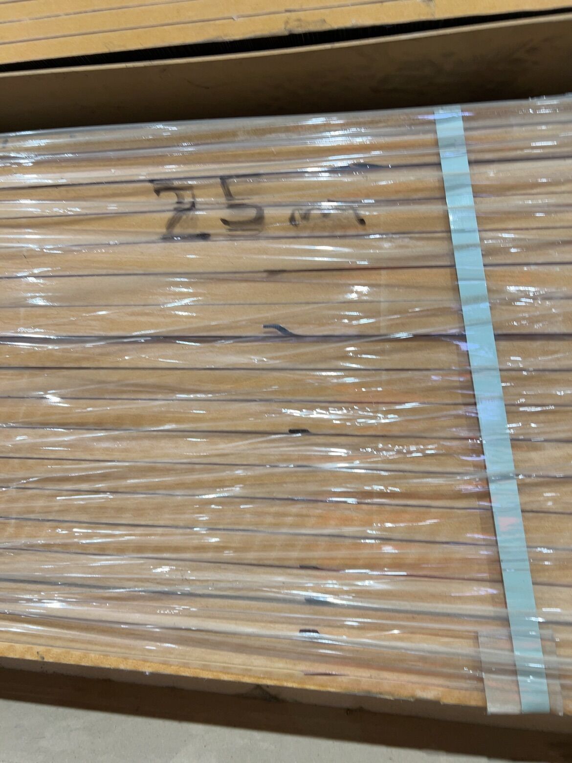 2400X1200X25MM RAVENWOOD COLOUR LAMINATED MR MDF SHEETS 2400X1200X25MM RAVENWOOD COLOUR LAMINATED MR MDF SHEETS