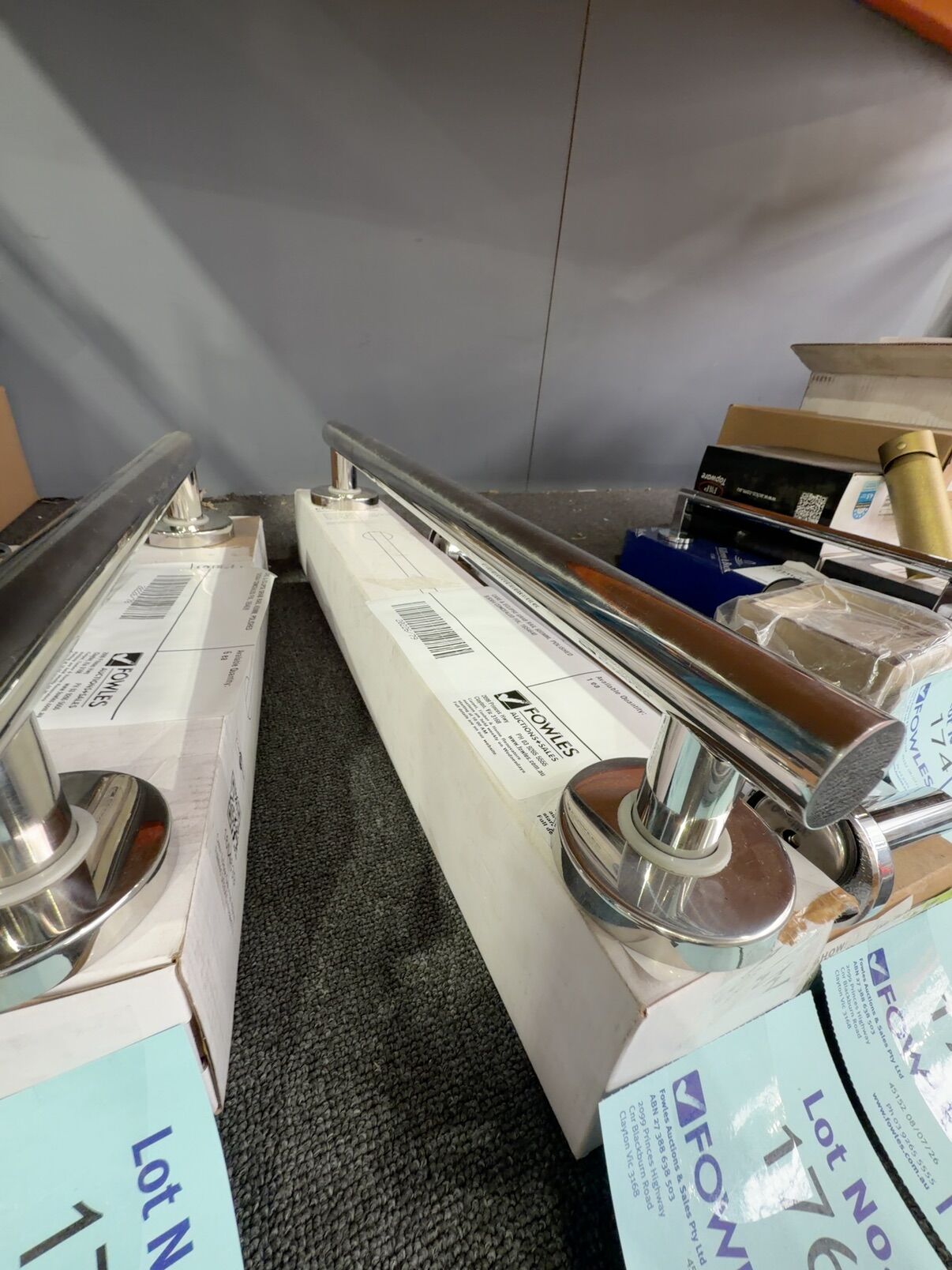 CARE & ECLIPSE GRAB RAIL 600MM, POLISHED S/S304 CONCEALED FIX, 1654640 CARE & ECLIPSE GRAB RAIL 600MM, POLISHED S/S304 CONCEALED FIX, 1654640