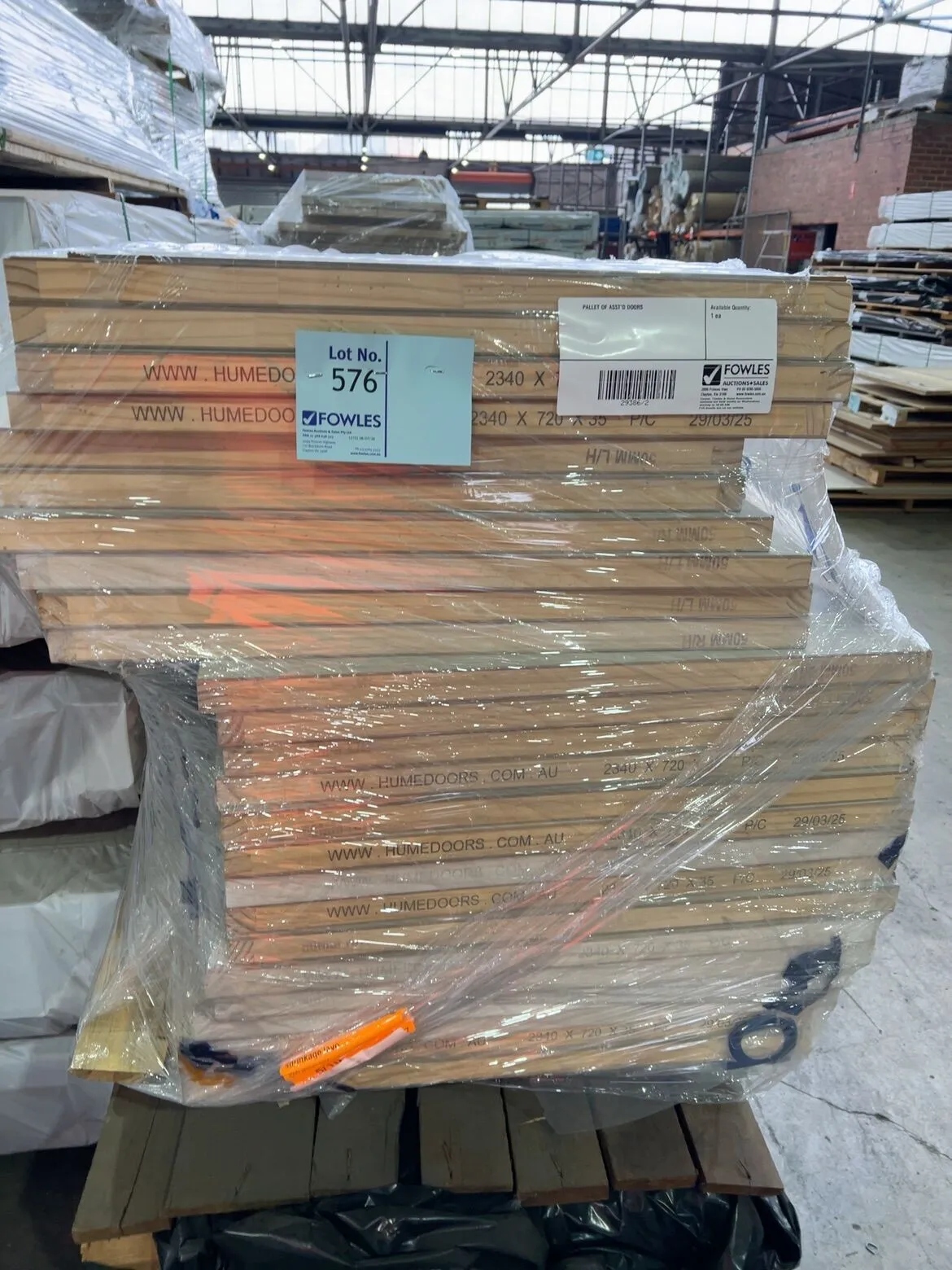 PALLET OF ASST'D DOORS PALLET OF ASST'D DOORS