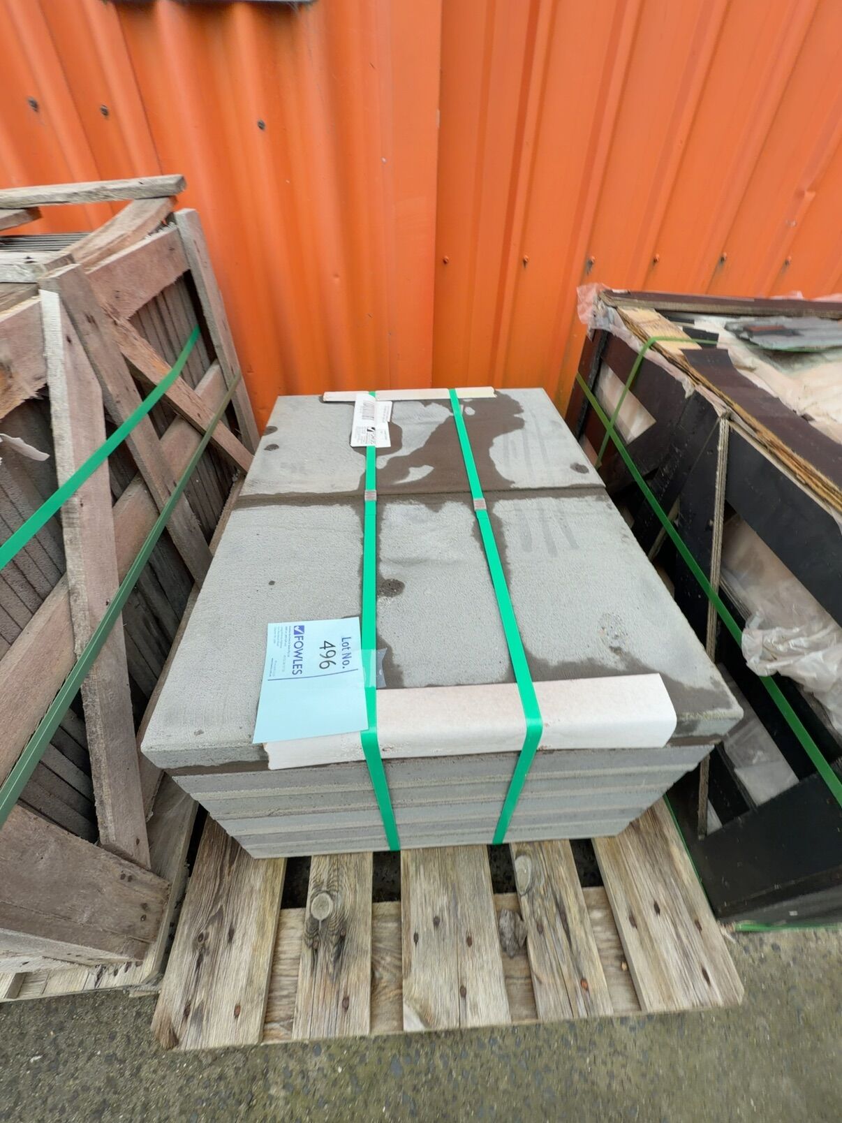 PALLET OF GRAPHITE SAWN BLUESTONE DROP FACE COPER 600 X 400 X 20/50, 24 PCS PALLET OF GRAPHITE SAWN BLUESTONE DROP FACE COPER 600 X 400 X 20/50, 24 PCS