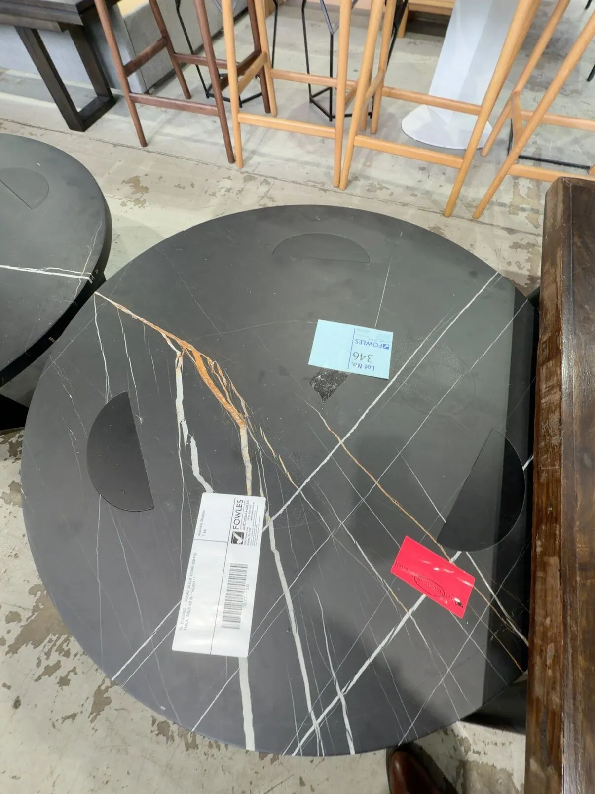 EX STAGING - ROUND BLACK STONE COFFEE TABLE, SOLD AS IS **HEAVY** EX STAGING - ROUND BLACK STONE COFFEE TABLE, SOLD AS IS **HEAVY**