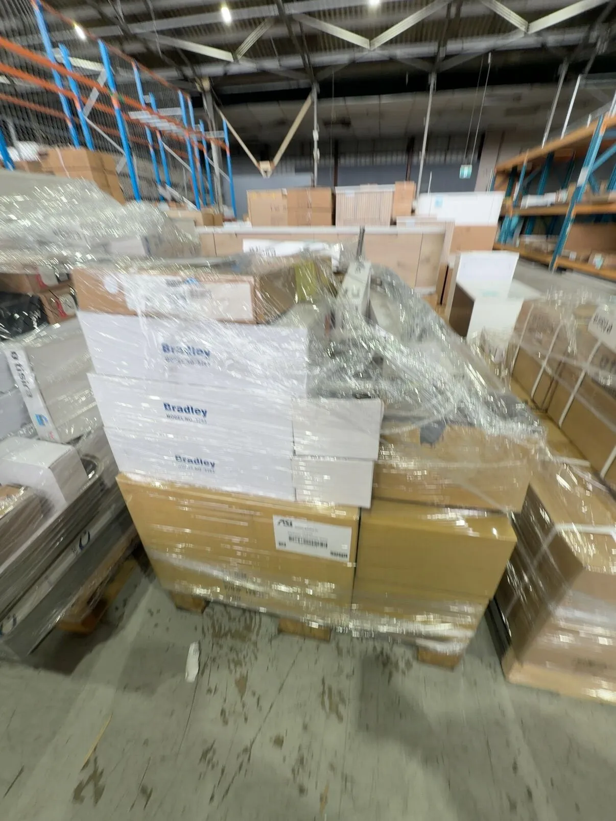 PALLET OF DESIGNER TAPWARE AND ACCESSORIES, CAROMA, PHOENIX, ALDER, FRANKE ETC SOLD AS IS **PALLET 2** PALLET OF DESIGNER TAPWARE AND ACCESSORIES, CAROMA, PHOENIX, ALDER, FRANKE ETC SOLD AS IS **PALLET 2**