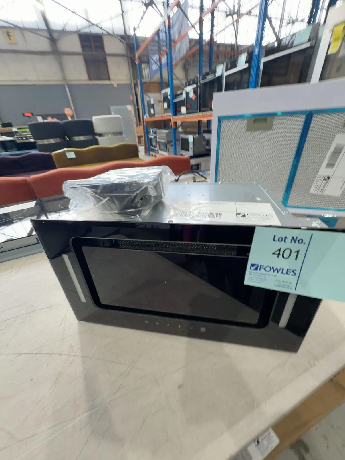 EX DISPLAY TECHNIKA TGU52BK BLACK GLASS UNDERMOUNT RANGE HOOD 52CM, WITH 3 MONTH WARRANTY EX DISPLAY TECHNIKA TGU52BK BLACK GLASS UNDERMOUNT RANGE HOOD 52CM, WITH 3 MONTH WARRANTY