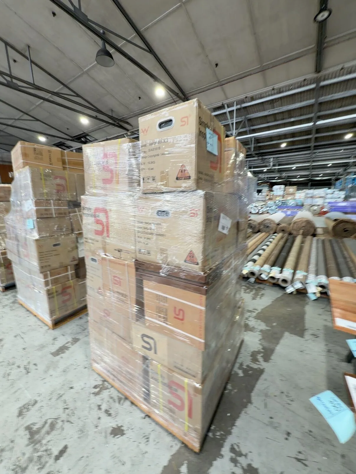 PALLET OF ASSORTED SHOWER HEADS, SHOWER ARMS, GRATES, ACCESSORIES, SINK MIXERS, SHOWER MIXERS, POP UP WASTES ETC **PALLET 2** PALLET OF ASSORTED SHOWER HEADS, SHOWER ARMS, GRATES, ACCESSORIES, SINK MIXERS, SHOWER MIXERS, POP UP WASTES ETC **PALLET 2**