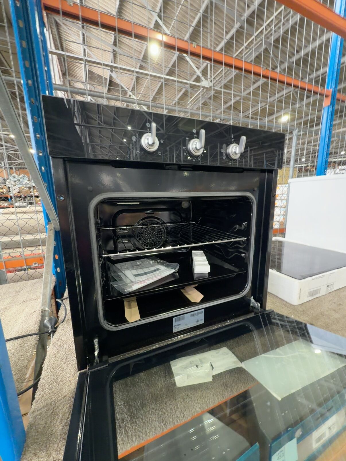 NEW OMEGA OBO650X1 600MM ELECTRIC OVEN WITH 12 MONTH WARRANTY NEW OMEGA OBO650X1 600MM ELECTRIC OVEN WITH 12 MONTH WARRANTY