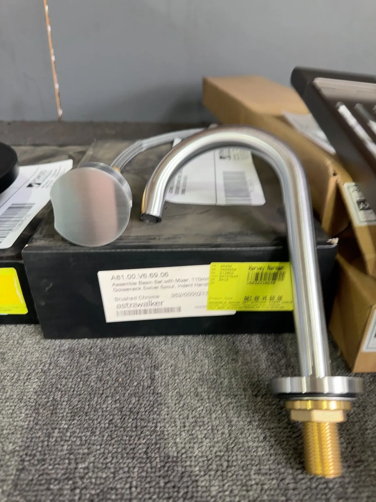 ASSEMBLE BASIN SET WITH MIXER, 110MM GOOSENECK SWIVEL SPOUT, BRUSHED CHROME, A81.00.V6.69.06 ASSEMBLE BASIN SET WITH MIXER, 110MM GOOSENECK SWIVEL SPOUT, BRUSHED CHROME, A81.00.V6.69.06