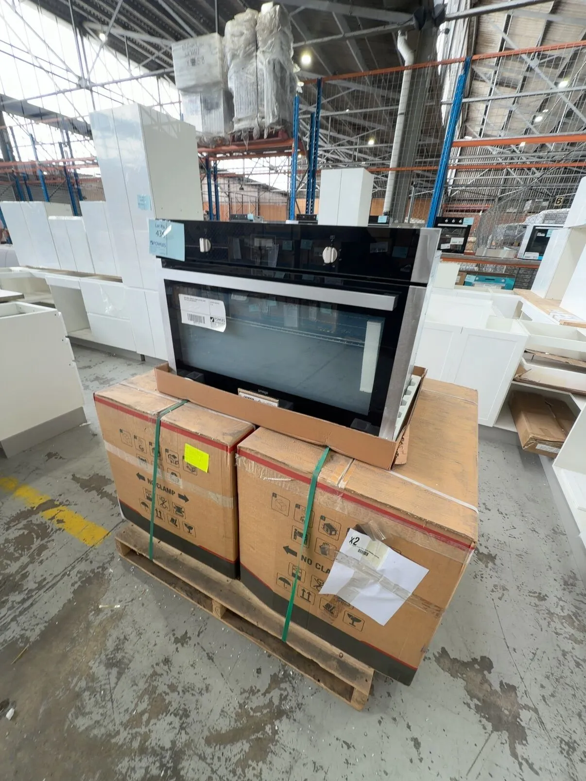 NEW OMEGA OBO960X 900MM ELECTRIC OVEN, SOLD AS IS NO WARRANTY NEW OMEGA OBO960X 900MM ELECTRIC OVEN, SOLD AS IS NO WARRANTY