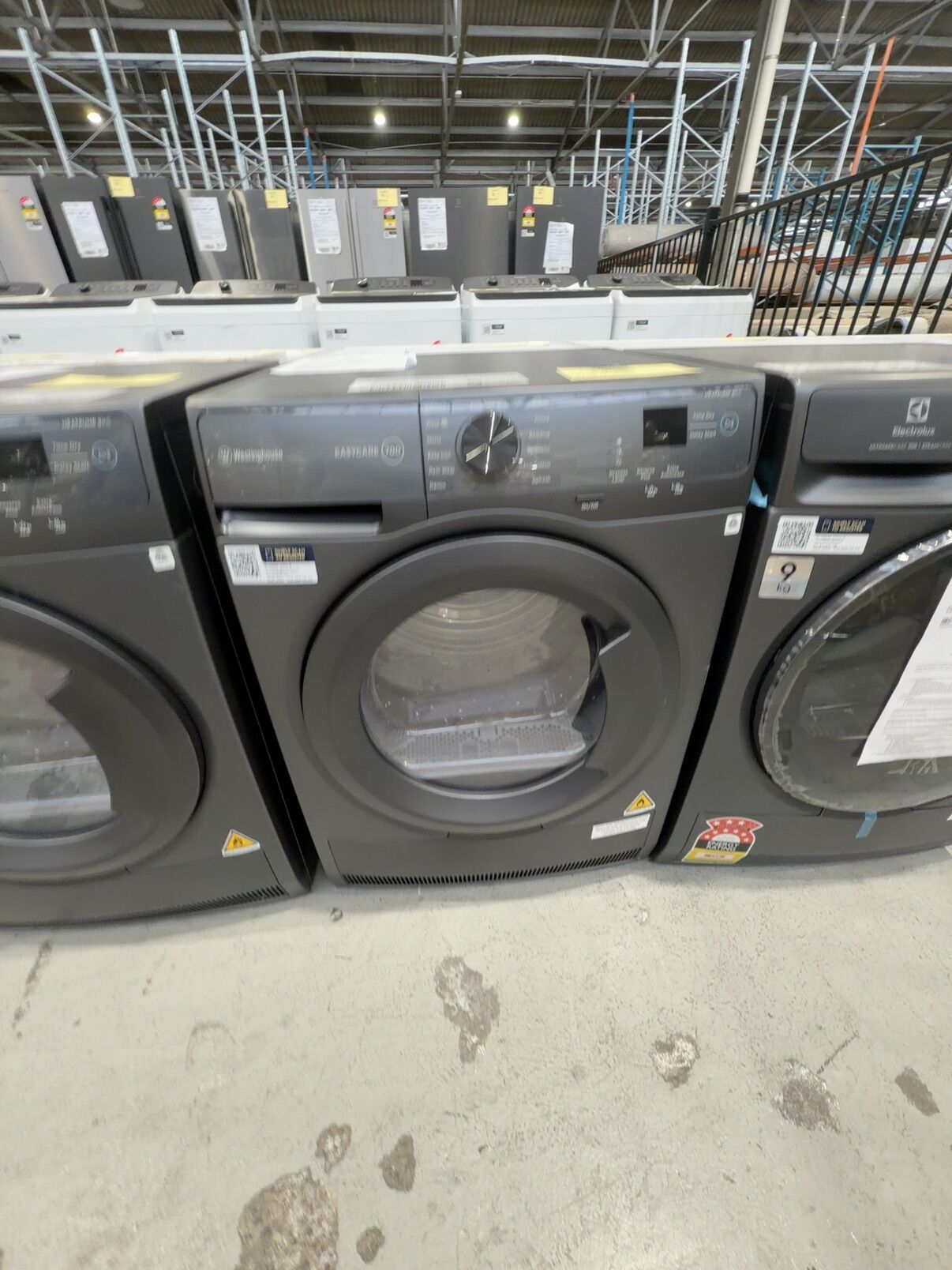 WESTINGHOUSE WDH904N7SA 9KG ONYX EASYCARE 700 HEAT PUMP DRYER, SENSOR DRYING TECHNOLOGY, AUTO COOL DOWN FEATURE MINIMISES WRINKLES, 13 PROGRAMS, 8 STAR ENERGY RATING, 12 MONTH WARRANTY WESTINGHOUSE WDH904N7SA 9KG ONYX EASYCARE 700 HEAT PUMP DRYER, SENSOR DRYING TECHNOLOGY, AUTO COOL DOWN FEATURE MINIMISES WRINKLES, 13 PROGRAMS, 8 STAR ENERGY RATING, 12 MONTH WARRANTY