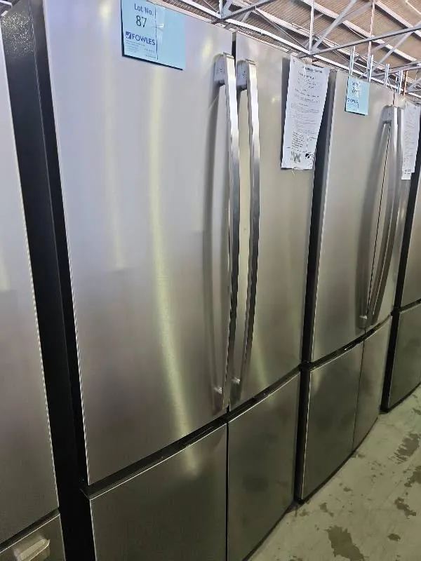 WESTINGHOUSE WQE6000SB S/STEEL QUAD DOOR FRIDGE 541 LITRE, 896MM WIDE, DUAL SEALED CRISPERS WITH HUMIDITY CONTROL, 4 STAR ENERGY, FLEXIBLE INTERIORS, LOCKABLE DOOR COMPARTMENT, SPILLSAFE GLASS SHELVING, FINGERPRINT RESISTANT WITH 12 MONTH WARRANTY WESTINGHOUSE WQE6000SB S/STEEL QUAD DOOR FRIDGE 541 LITRE, 896MM WIDE, DUAL SEALED CRISPERS WITH HUMIDITY CONTROL, 4 STAR ENERGY, FLEXIBLE INTERIORS, LOCKABLE DOOR COMPARTMENT, SPILLSAFE GLASS SHELVING, FINGERPRINT RESISTANT WITH 12 MONTH WARRANTY