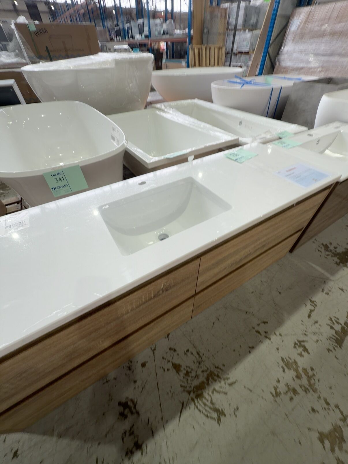 NEW AULIC LEO WALL HUNG TIMBER LOOK 1500MM VANITY WITH PURE SOLID SURFACE VANITY TOP WITH SINGLE UNDERMOUNT BOWL RRP$2385 CAWH04-1500S-ST56 NEW AULIC LEO WALL HUNG TIMBER LOOK 1500MM VANITY WITH PURE SOLID SURFACE VANITY TOP WITH SINGLE UNDERMOUNT BOWL RRP$2385 CAWH04-1500S-ST56