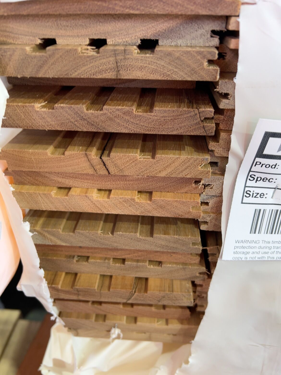 125X14 SPOTTED GUM FEATURE GRADE OVERLAY FLOORING 125X14 SPOTTED GUM FEATURE GRADE OVERLAY FLOORING