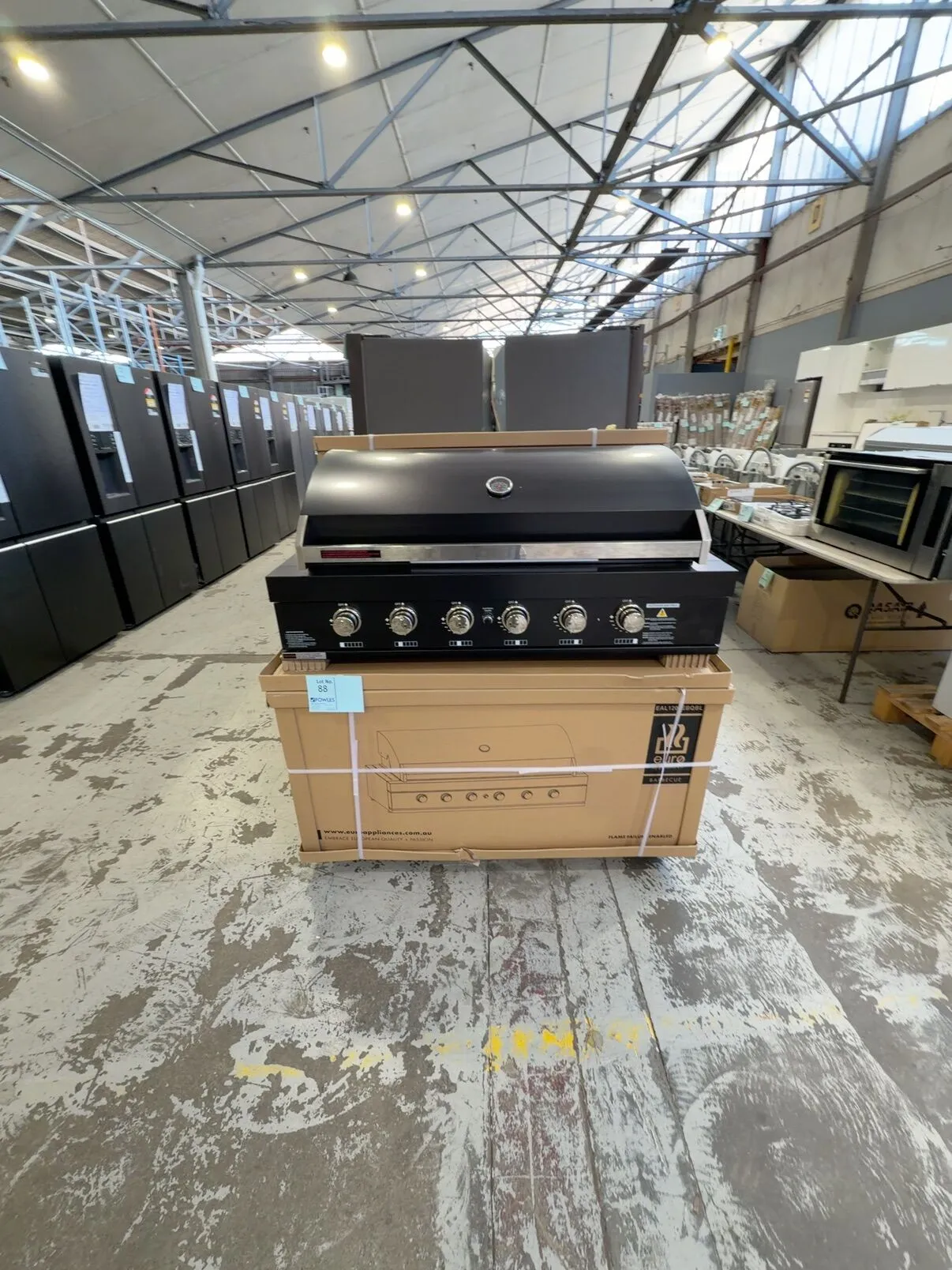 NEW 1200MM BLACK BUILT IN BBQ, LPG WITH 6 BURNERS WITH, S/STEEL WARMING RACK, 3 YEAR WARRANTY EAL1200BRQBL RRP$2999 NEW 1200MM BLACK BUILT IN BBQ, LPG WITH 6 BURNERS WITH, S/STEEL WARMING RACK, 3 YEAR WARRANTY EAL1200BRQBL RRP$2999