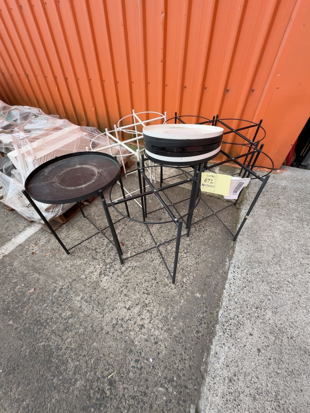 EX STAGING - LOT OF ASSORTED METAL SIDE TABLES, SOLD AS IS EX STAGING - LOT OF ASSORTED METAL SIDE TABLES, SOLD AS IS