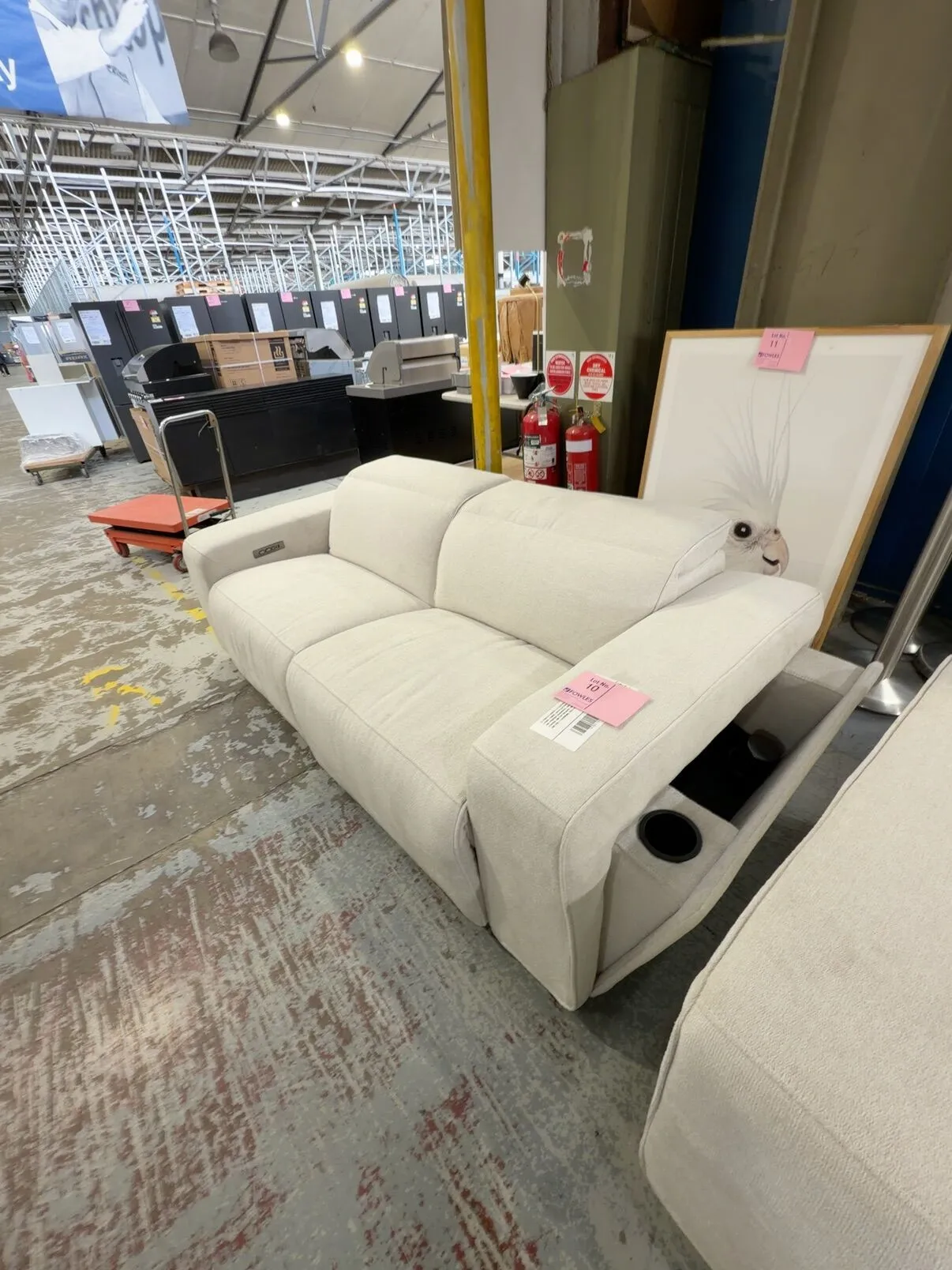 EX DISPLAY DAKOTA 2.5 SEATER COUCH IN CYGNET FABRIC, WITH ELECTRIC RECLINER AND POWERED HEADRESTS, WITH SIDE STORAGE AND CUP HOLDERS, INBUILT USB AND USB-C CHARGING, SOLD AS IS EX DISPLAY DAKOTA 2.5 SEATER COUCH IN CYGNET FABRIC, WITH ELECTRIC RECLINER AND POWERED HEADRESTS, WITH SIDE STORAGE AND CUP HOLDERS, INBUILT USB AND USB-C CHARGING, SOLD AS IS