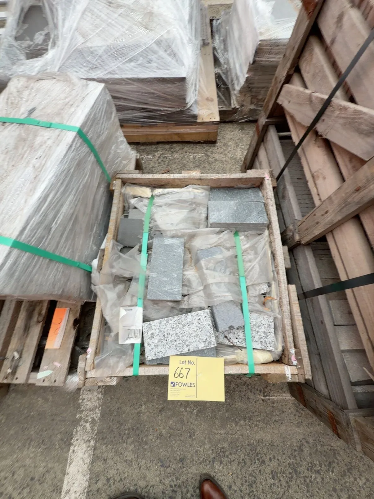 PALLET OF MIXED PAVERS PALLET OF MIXED PAVERS