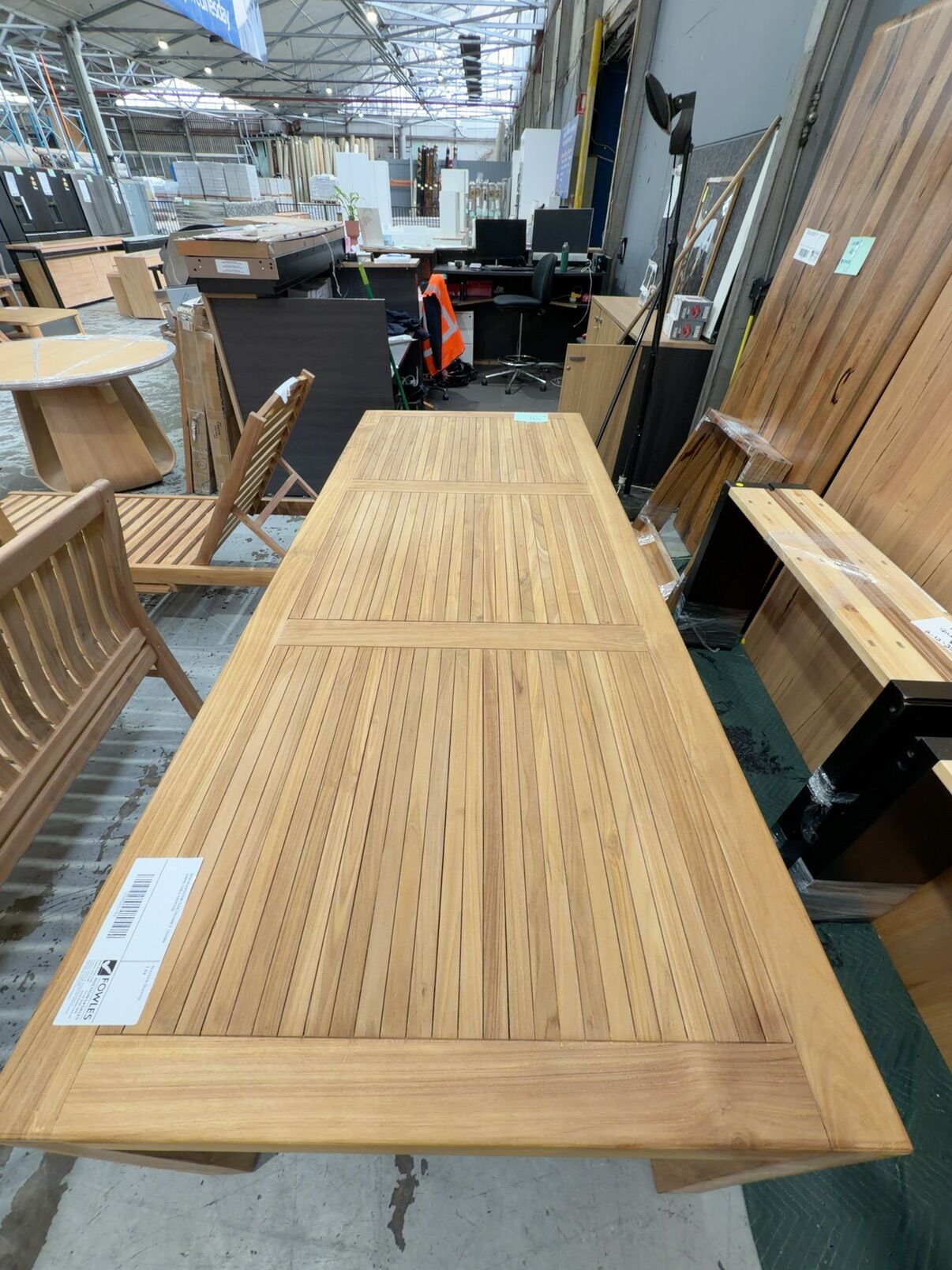 NEW PLANTATION TEAK 2400MM X 1000MM DINING TABLE RRP$2290 NEW PLANTATION TEAK 2400MM X 1000MM DINING TABLE RRP$2290