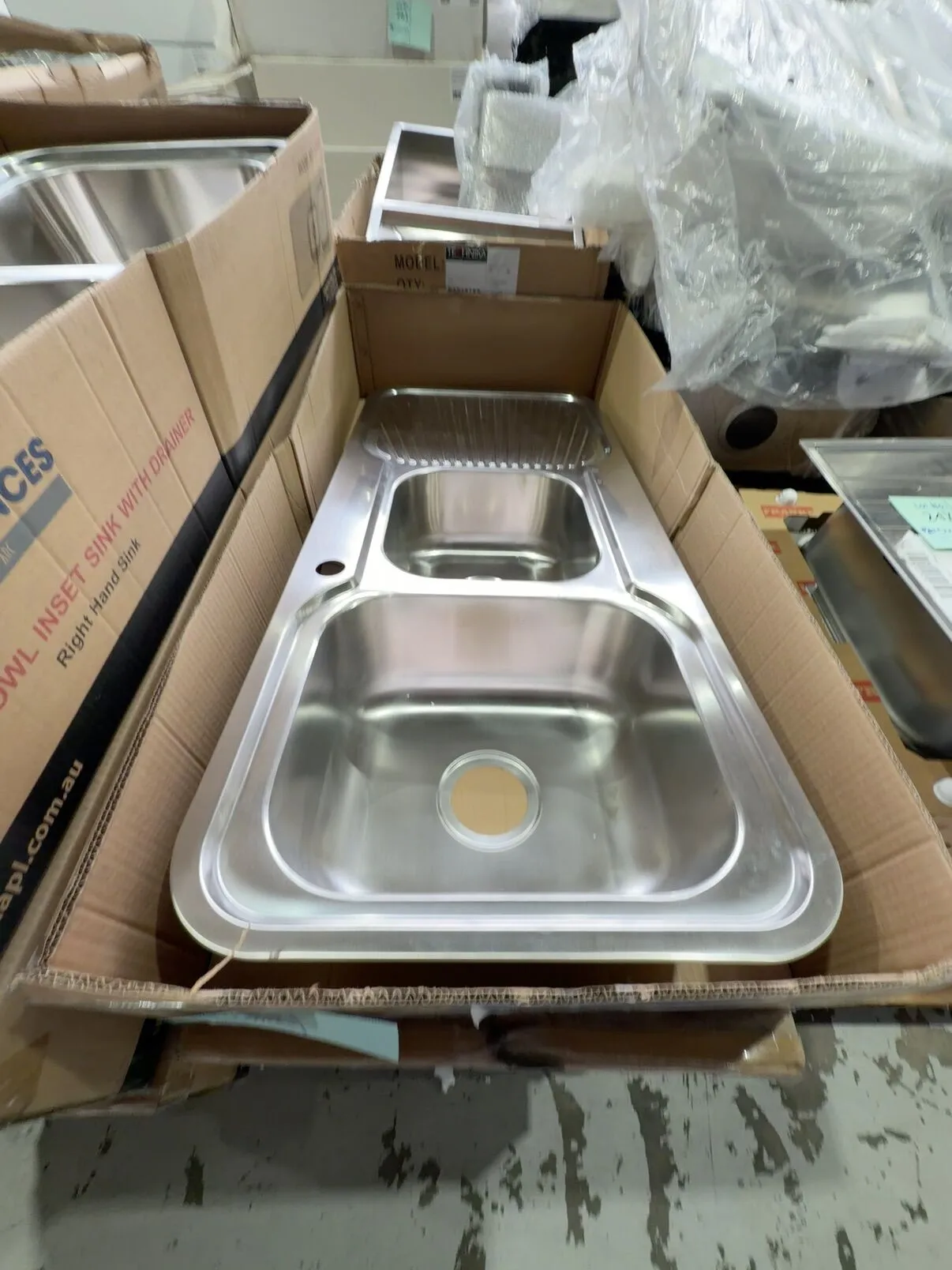 NEW ARC IS11LS3 1.75 BOWL SINK, RIGHT HAND DRAINER NEW ARC IS11LS3 1.75 BOWL SINK, RIGHT HAND DRAINER