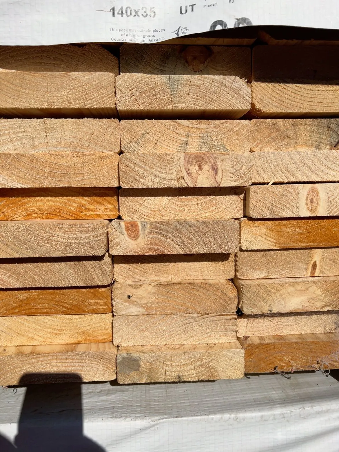 140X35 MGP10 PINE-90/4.2 (THIS PACK IS AGED STOCK AND SOLD AS IS) 140X35 MGP10 PINE-90/4.2 (THIS PACK IS AGED STOCK AND SOLD AS IS)