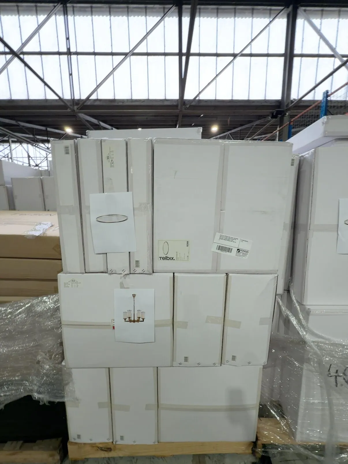 PALLET OF ASSORTED NEW LIGHTS, INLCUDING NEW OYSTER LIGHTS, 60CM FULCRUM RRP$495 EACH & AHERN BRASS 6 LIGHT DESIGNER PENDANT RRP$849 EACH SOLD AS IS PALLET OF ASSORTED NEW LIGHTS, INLCUDING NEW OYSTER LIGHTS, 60CM FULCRUM RRP$495 EACH & AHERN BRASS 6 LIGHT DESIGNER PENDANT RRP$849 EACH SOLD AS IS