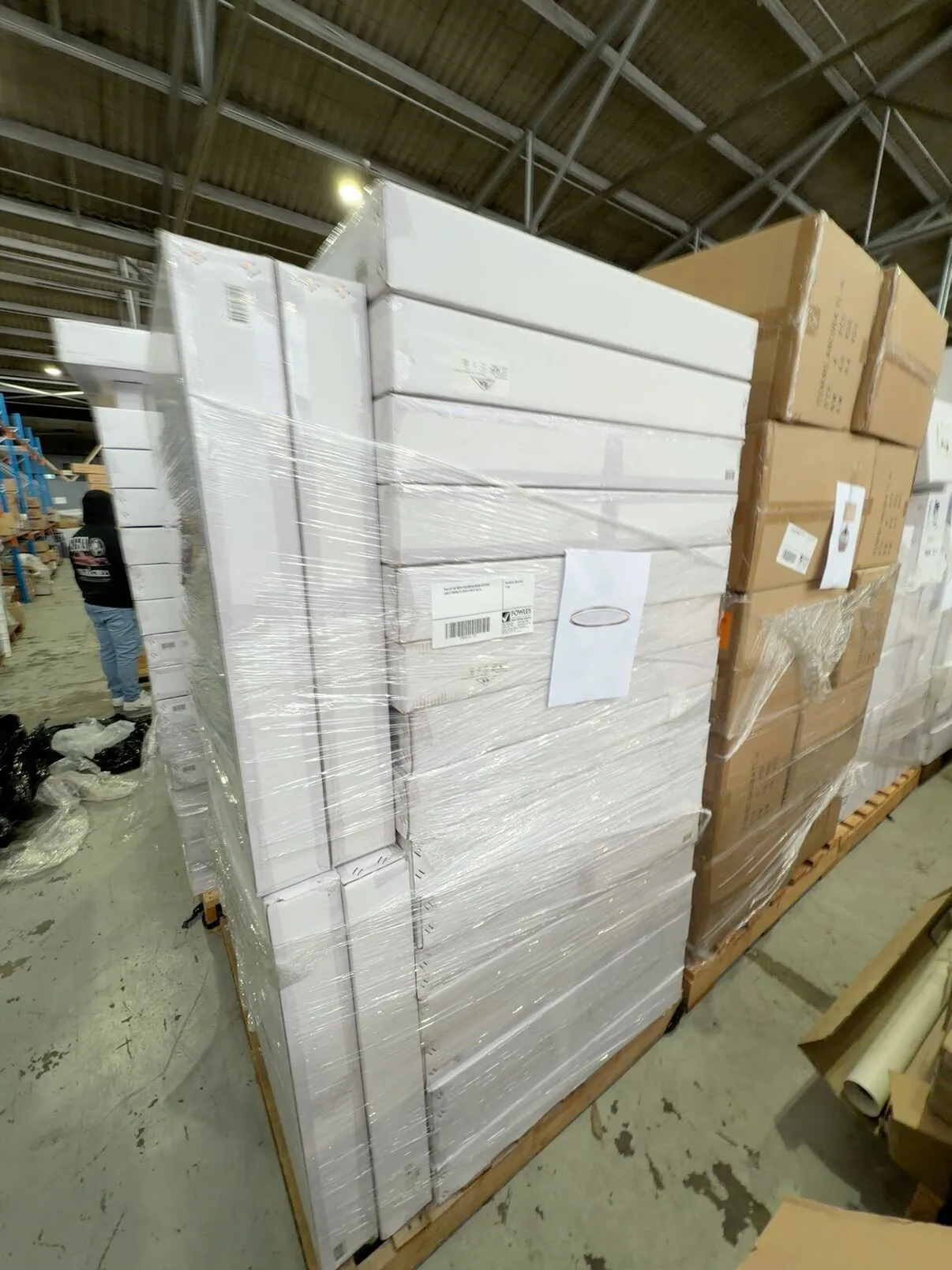 PALLET OF NEW FULCRUM 80CM OYSTER LIGHT RRP$675 EACH SOLD AS IS PALLET OF NEW FULCRUM 80CM OYSTER LIGHT RRP$675 EACH SOLD AS IS