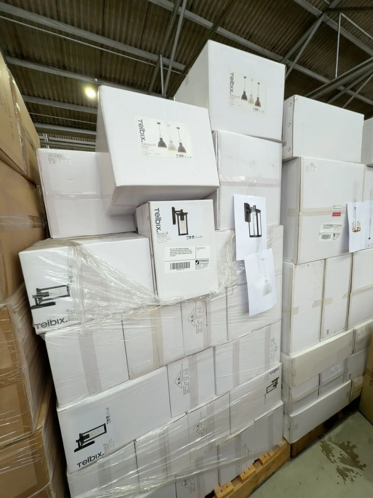 PALLET OF NEW ASSORTED DESIGNER LIGHTING INCLUDING NEW HAMPTON STYLE REESE BLACK EXTERIOR WALL LIGHT RRP$259 EACH & WHITE FABRICA PENDANT LIGHT RRP$120 EACH PALLET OF NEW ASSORTED DESIGNER LIGHTING INCLUDING NEW HAMPTON STYLE REESE BLACK EXTERIOR WALL LIGHT RRP$259 EACH & WHITE FABRICA PENDANT LIGHT RRP$120 EACH