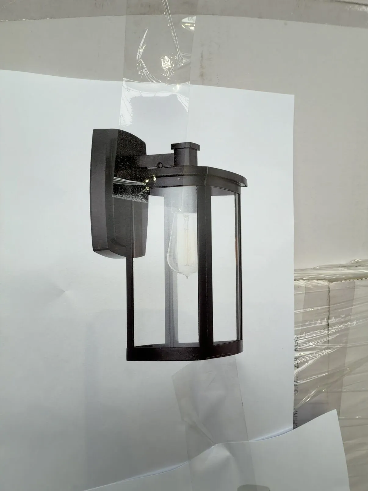PALLET OF NEW ASSORTED DESIGNER LIGHTING INCLUDING NEW HAMPTON STYLE REESE BLACK EXTERIOR WALL LIGHT RRP$259 EACH & WHITE FABRICA PENDANT LIGHT RRP$120 EACH PALLET OF NEW ASSORTED DESIGNER LIGHTING INCLUDING NEW HAMPTON STYLE REESE BLACK EXTERIOR WALL LIGHT RRP$259 EACH & WHITE FABRICA PENDANT LIGHT RRP$120 EACH
