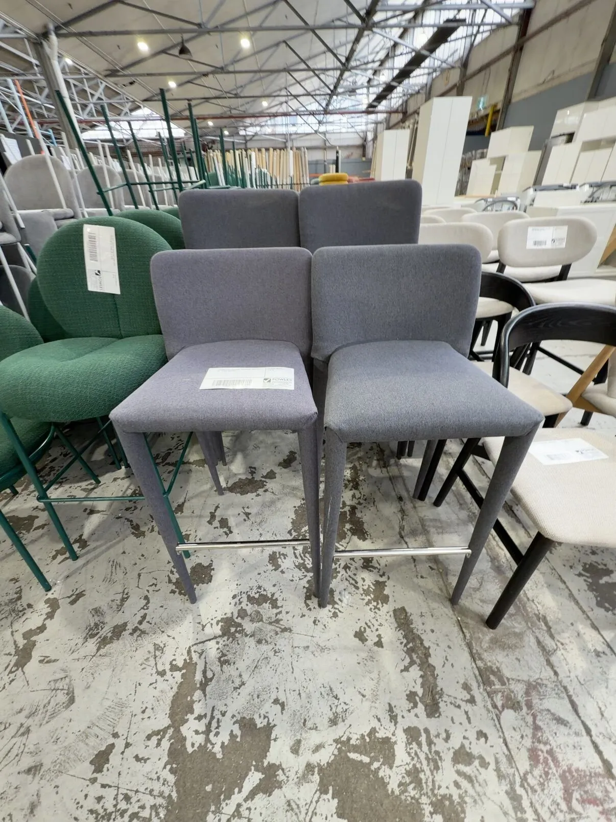 EX HIRE GREY MATERIAL BAR CHAIR, SOLD AS IS **SOME DAMAGE** EX HIRE GREY MATERIAL BAR CHAIR, SOLD AS IS **SOME DAMAGE**