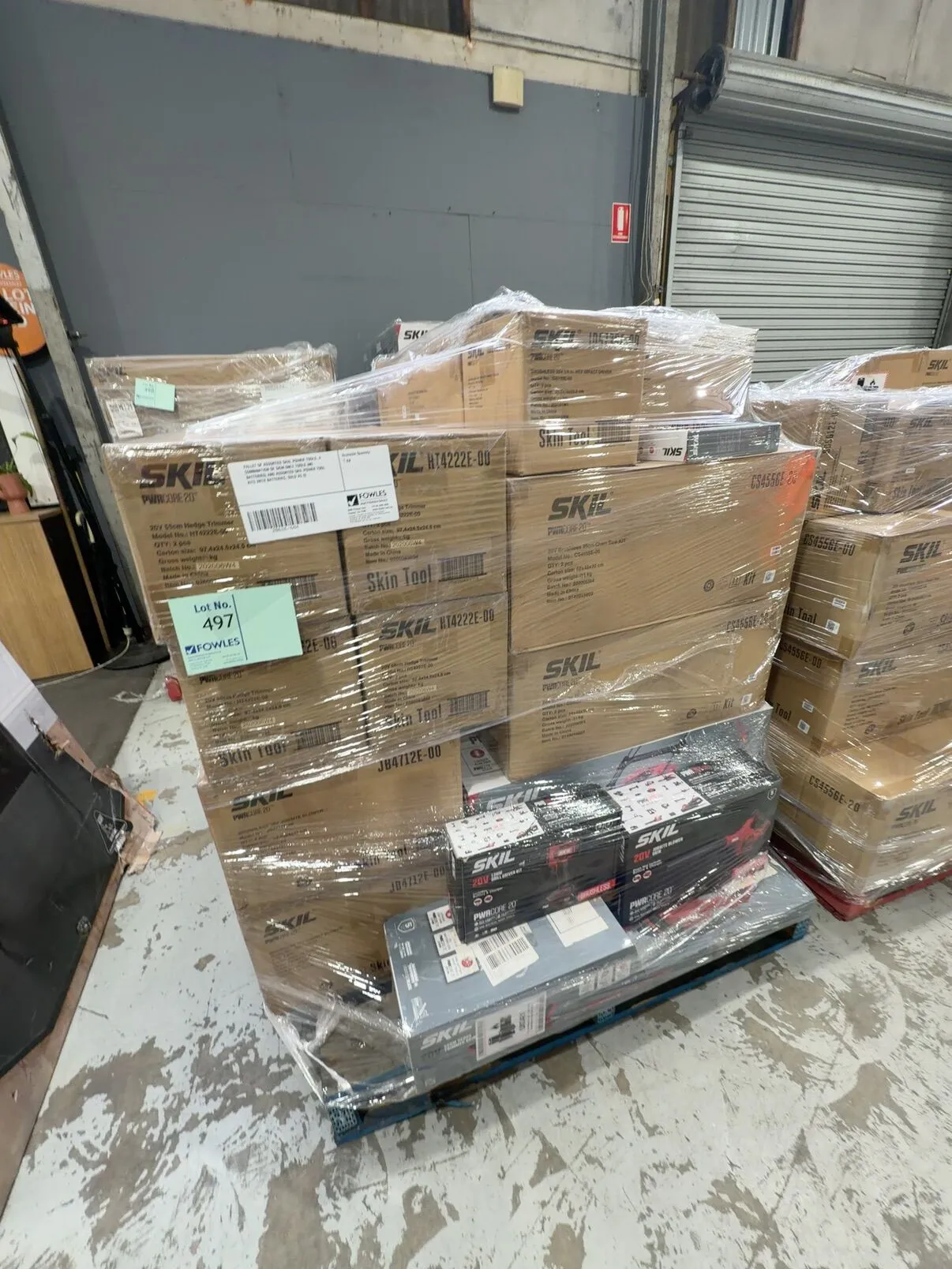 PALLET OF ASSORTED SKIIL POWER TOOLS, A COMBINATION OF SKIN ONLY TOOLS (NO BATTERIES) AND ASSORTED SKIL POWER TOOL KITS WITH BATTERIES, SOLD AS IS PALLET OF ASSORTED SKIIL POWER TOOLS, A COMBINATION OF SKIN ONLY TOOLS (NO BATTERIES) AND ASSORTED SKIL POWER TOOL KITS WITH BATTERIES, SOLD AS IS