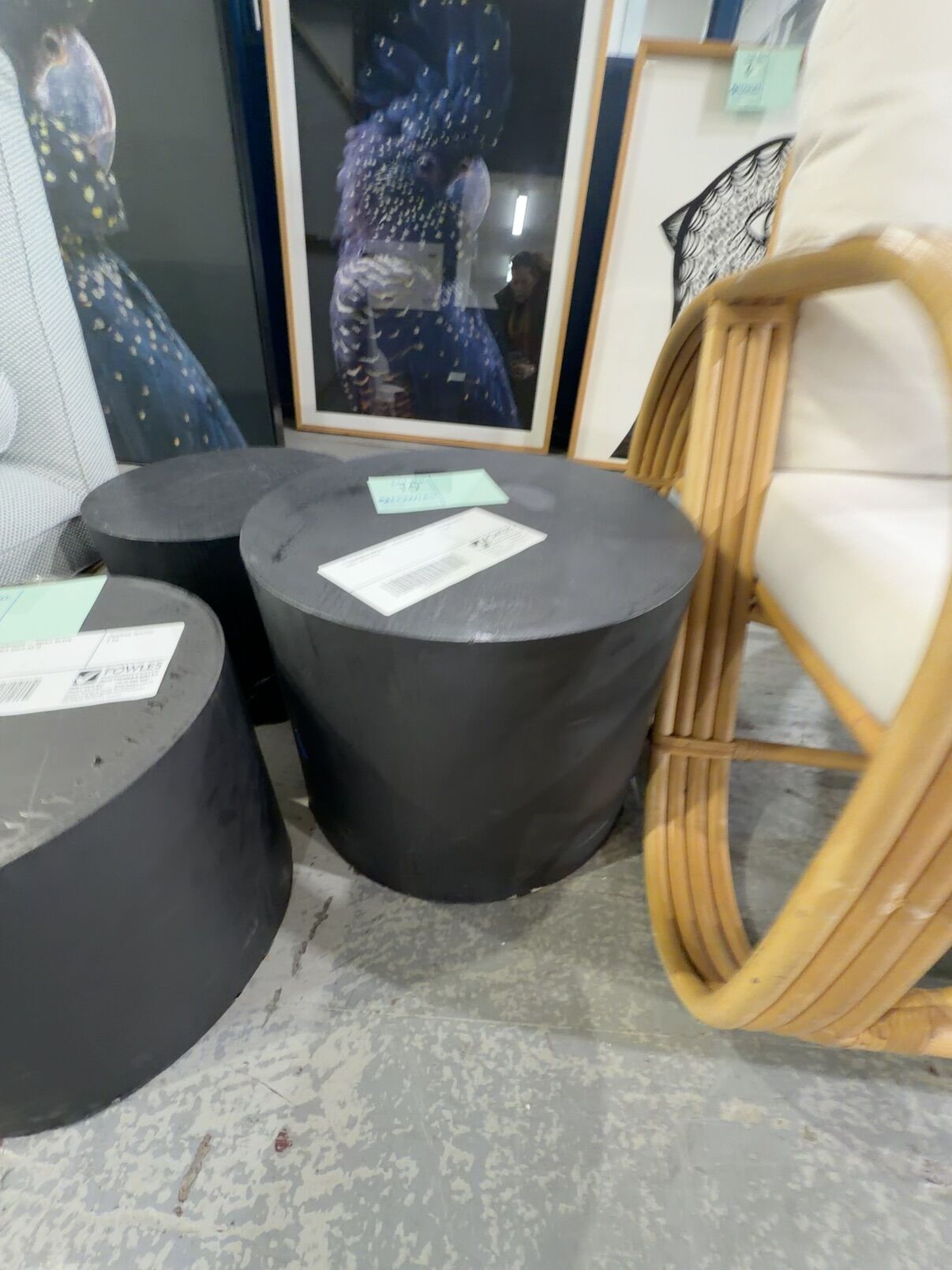 EX STAGING FURNITURE - BLACK ROUND SIDE TABLE SOLD AS IS EX STAGING FURNITURE - BLACK ROUND SIDE TABLE SOLD AS IS