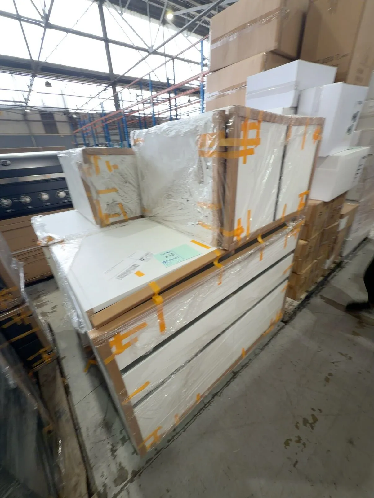 PALLET OF CUSTOM MADE WHITE DRAWER UNITS, SOLD AS IS PALLET OF CUSTOM MADE WHITE DRAWER UNITS, SOLD AS IS