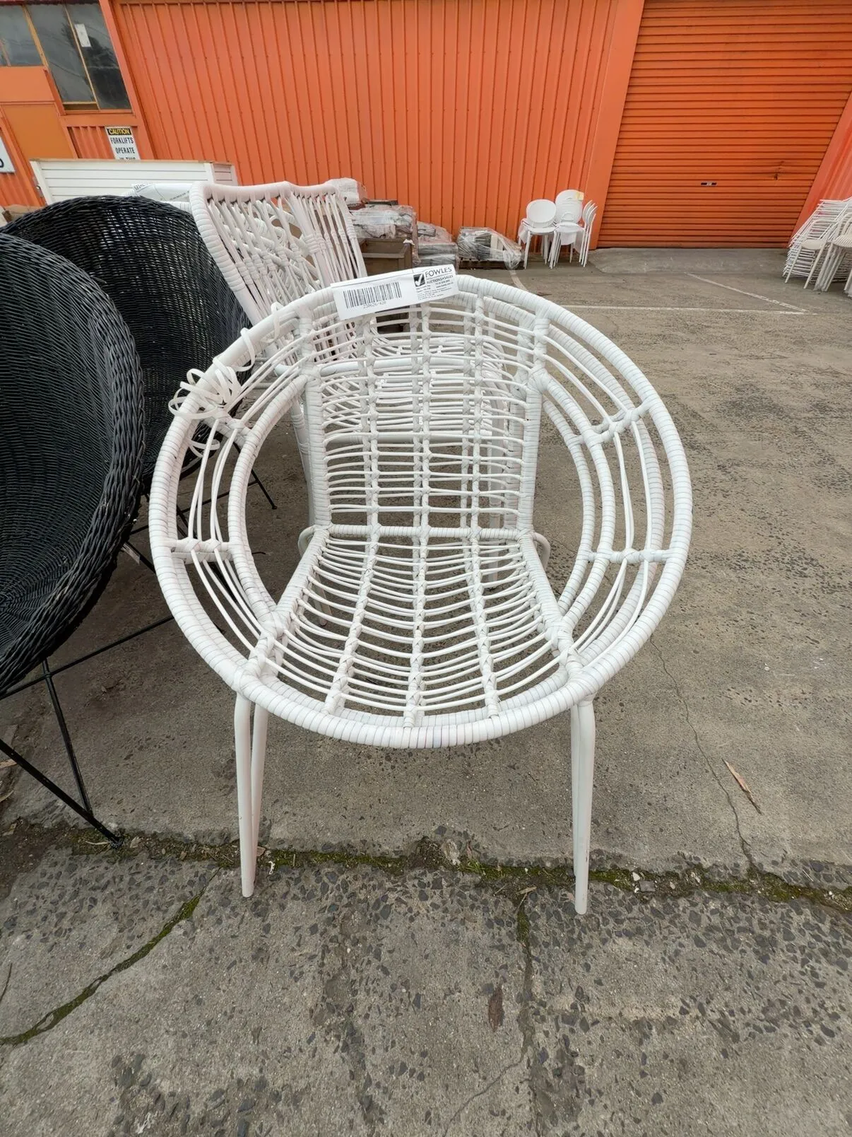 EX STAGING - WHITE OUTDOOR CHAIR, SOLD AS IS EX STAGING - WHITE OUTDOOR CHAIR, SOLD AS IS