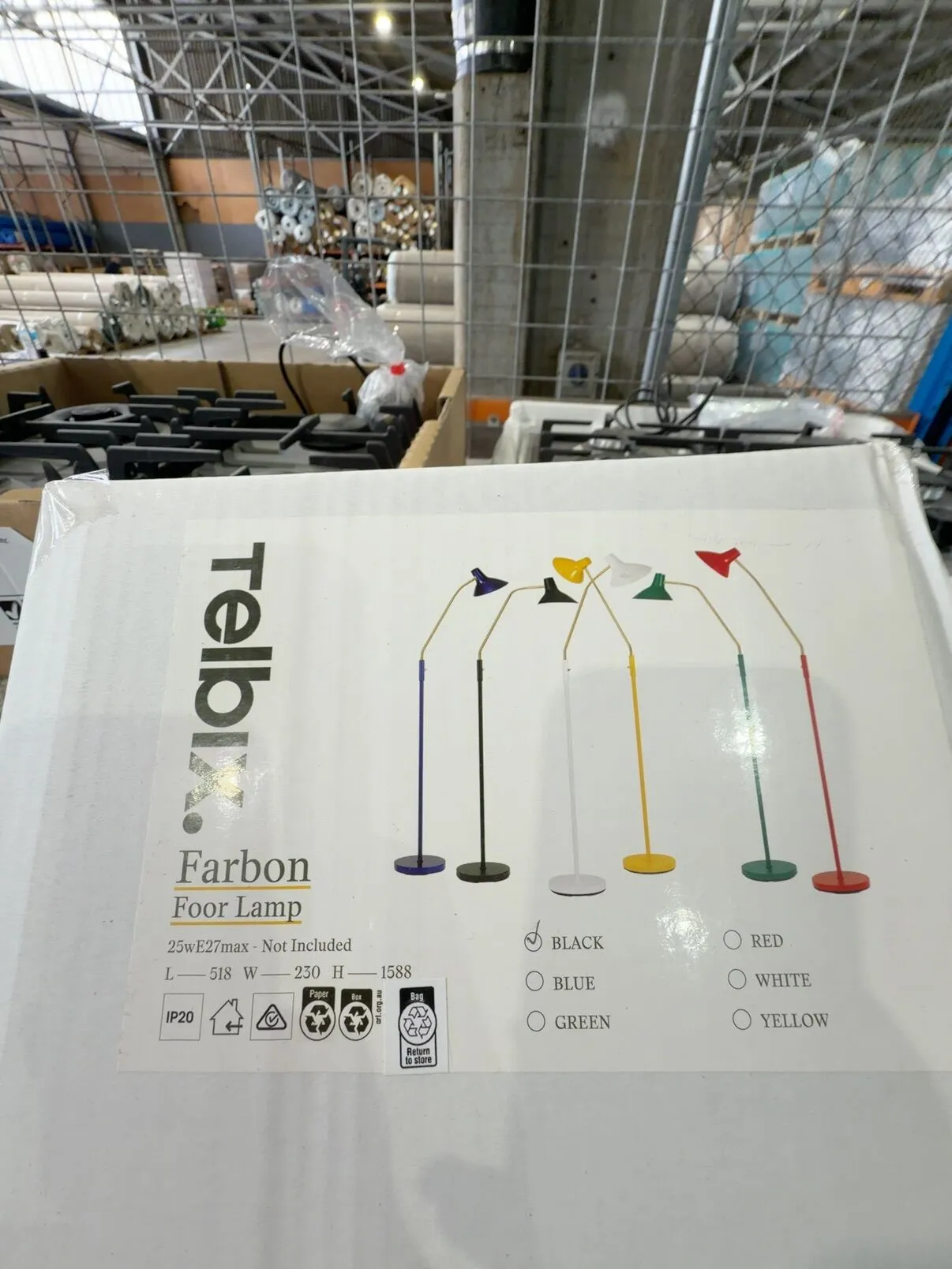 PALLET OF ASSORTED FARBON FLOOR LAMP, BLACK & GOLD, SOLD AS IS PALLET OF ASSORTED FARBON FLOOR LAMP, BLACK & GOLD, SOLD AS IS