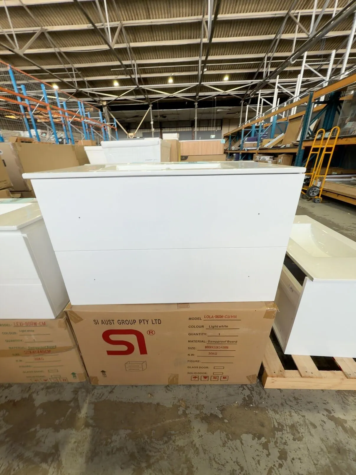 NEW 900MM LOLA WALL HUNG VANITY WITH 2 DRAWERS, WITH WHITE CERAMIC TOP LOLA900W & UV31-900 NEW 900MM LOLA WALL HUNG VANITY WITH 2 DRAWERS, WITH WHITE CERAMIC TOP LOLA900W & UV31-900