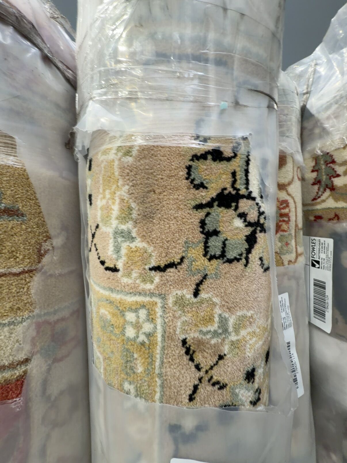 BRAND NEW PURE NZ WOOL RUG 1900MM X 2800MM RRP$999, SOLD AS IS BRAND NEW PURE NZ WOOL RUG 1900MM X 2800MM RRP$999, SOLD AS IS