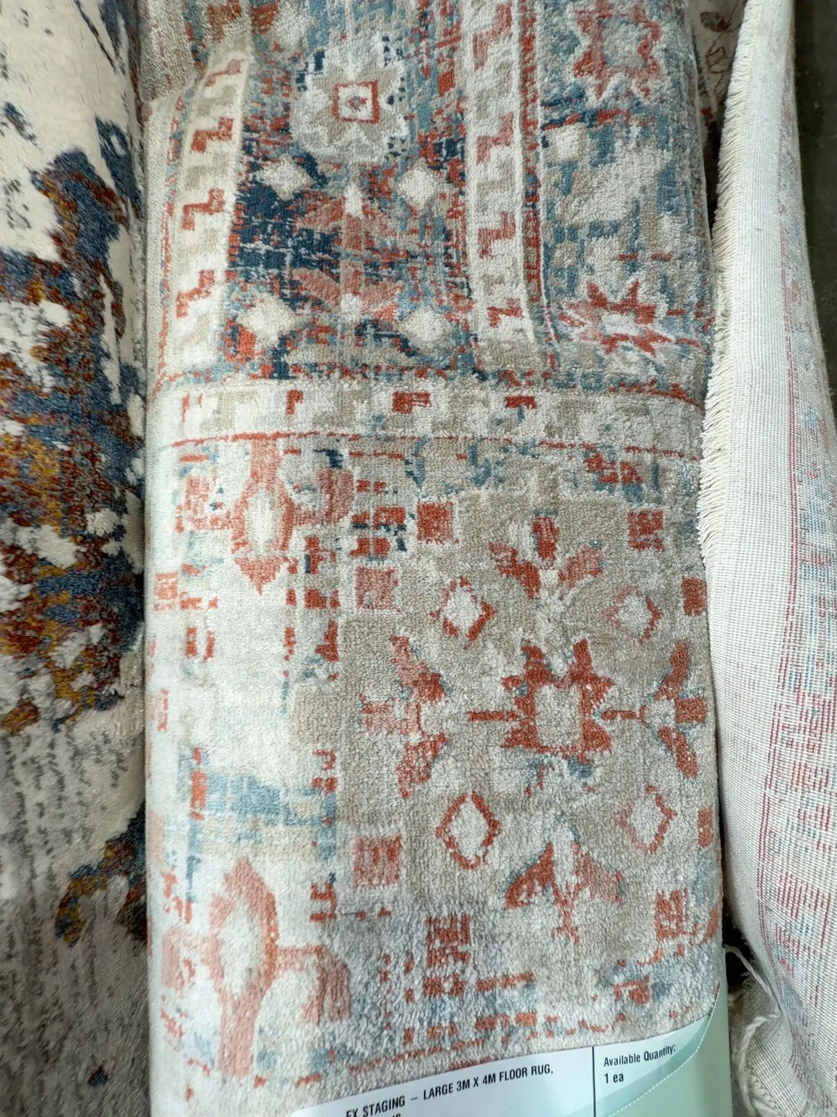 EX STAGING - LARGE 3M X 4M FLOOR RUG, SOLD AS IS EX STAGING - LARGE 3M X 4M FLOOR RUG, SOLD AS IS