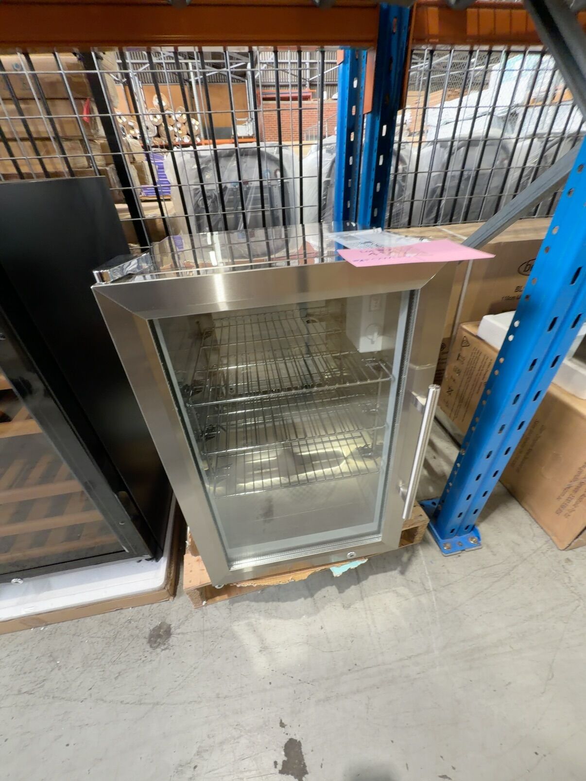EX DISPLAY DIMPLEX S/STEEL 63LITRE BAR FRIDGE, FRIDGE-SGL, 3 MONTH WARRANTY EX DISPLAY DIMPLEX S/STEEL 63LITRE BAR FRIDGE, FRIDGE-SGL, 3 MONTH WARRANTY