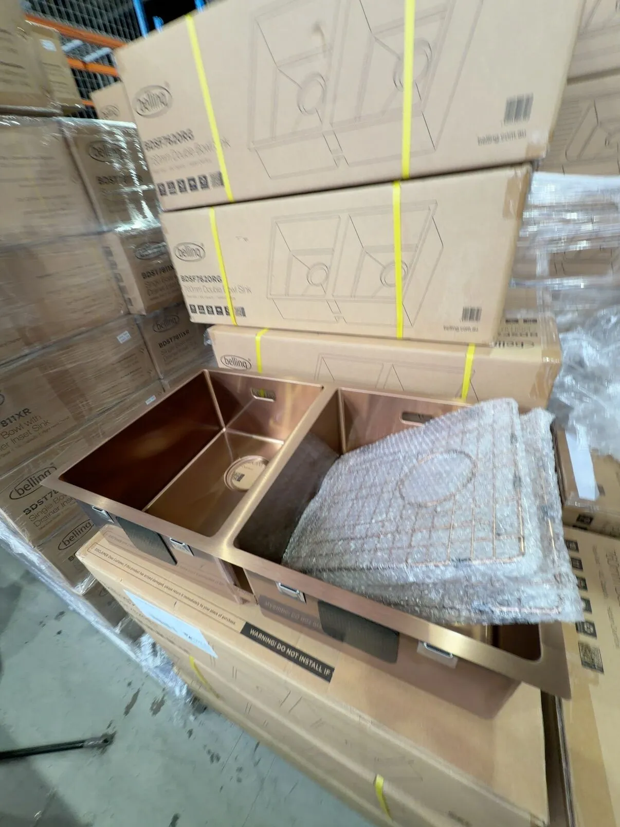 NEW BOXED BELLING ROSE GOLD SINK, DOUBLE BOWL BDSF7620RG NEW BOXED BELLING ROSE GOLD SINK, DOUBLE BOWL BDSF7620RG