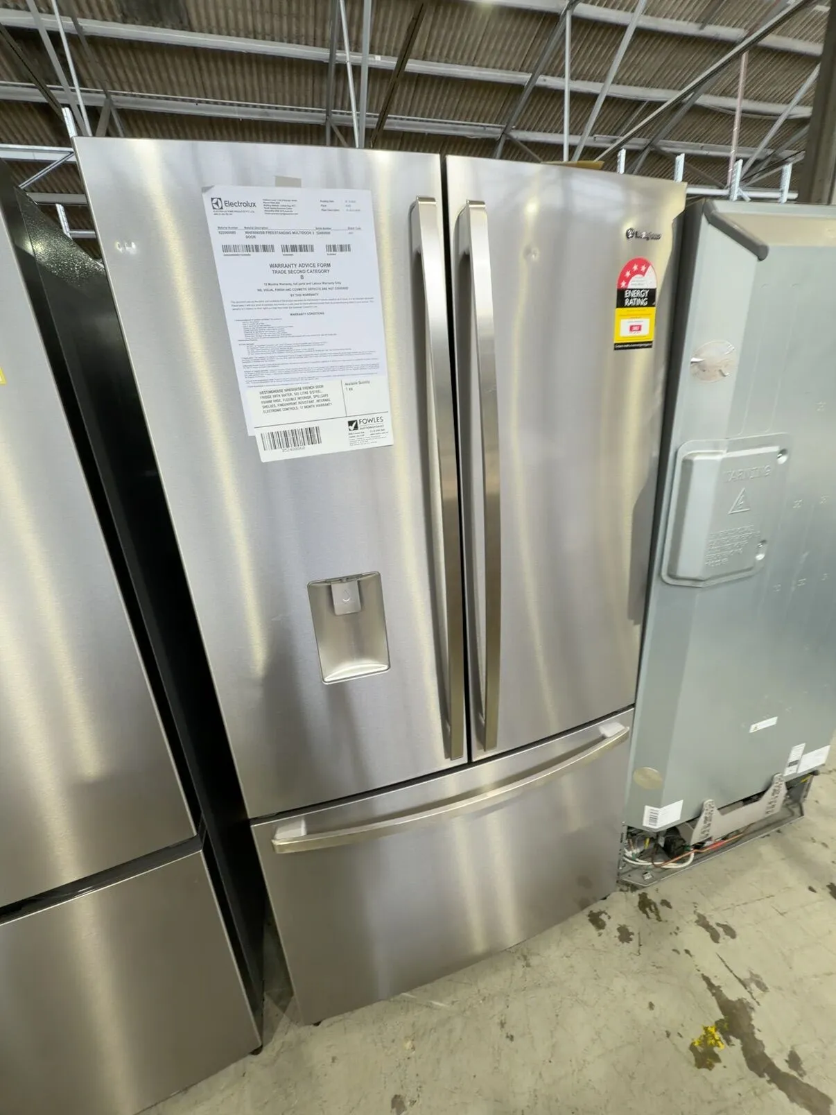 WESTINGHOUSE WHE6060SB FRENCH DOOR FRIDGE WITH WATER, 565 LITRE S/STEEL, 896MM WIDE, FLEXIBLE INTERIOR, SPILLSAFE SHELVES, FINGERPRINT RESISTANT, INTERNAL ELECTRONIC CONTROLS, 12 MONTH WARRANTY WESTINGHOUSE WHE6060SB FRENCH DOOR FRIDGE WITH WATER, 565 LITRE S/STEEL, 896MM WIDE, FLEXIBLE INTERIOR, SPILLSAFE SHELVES, FINGERPRINT RESISTANT, INTERNAL ELECTRONIC CONTROLS, 12 MONTH WARRANTY