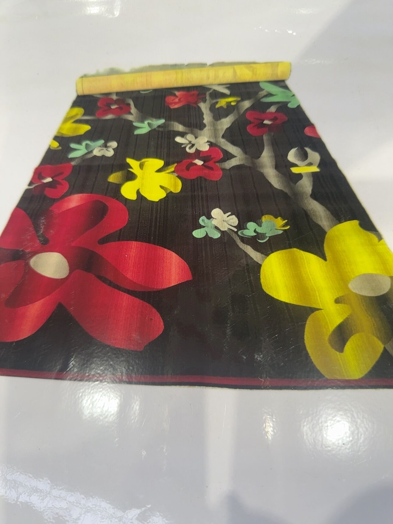Bright Floral Axminster Carpet Bright Floral Axminster Carpet