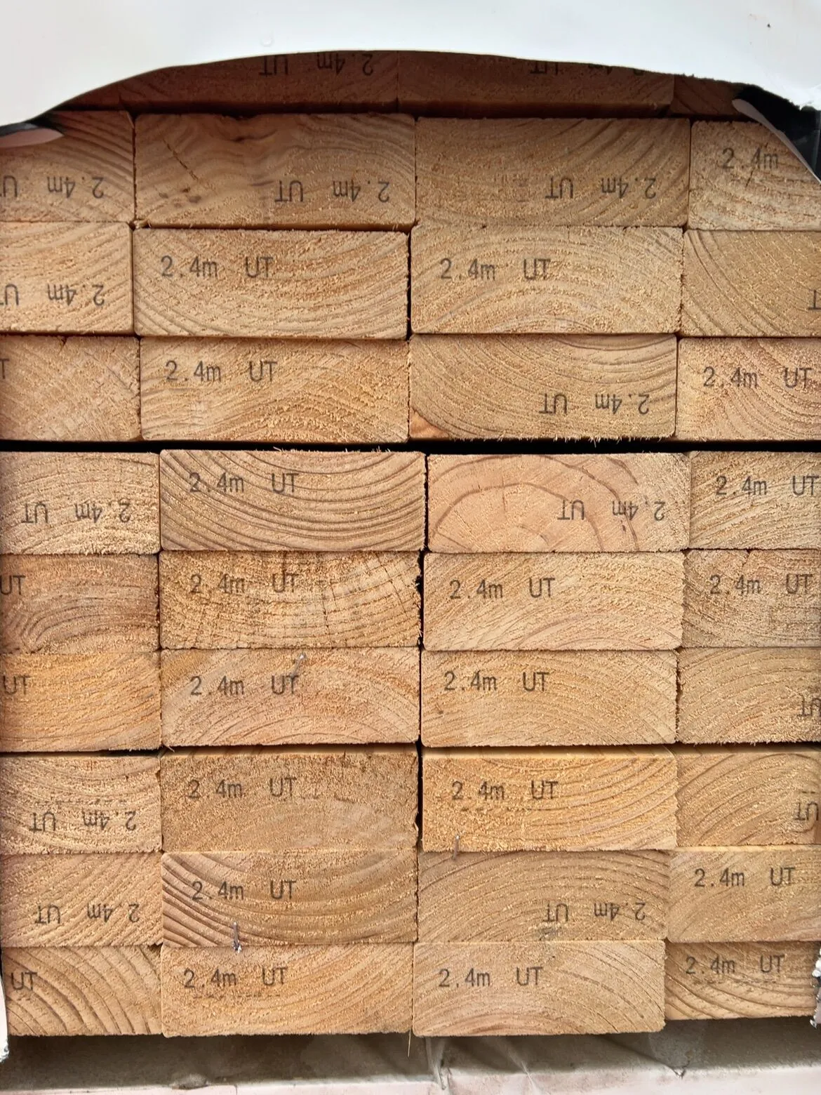 120X45 MGP10 PINE-84/2.4 (THIS PACK IS AGED STOCK AND SOLD AS IS) 120X45 MGP10 PINE-84/2.4 (THIS PACK IS AGED STOCK AND SOLD AS IS)