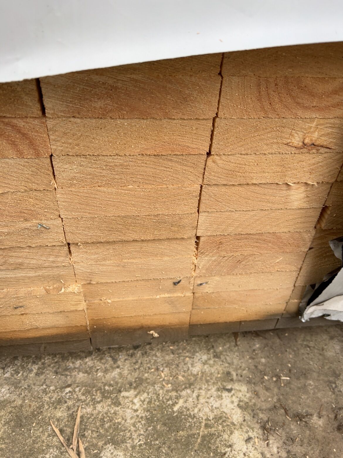 120X35 MGP10 PINE-90/2.7 (THIS PACK IS AGED STOCK AND SOLD AS IS) 120X35 MGP10 PINE-90/2.7 (THIS PACK IS AGED STOCK AND SOLD AS IS)