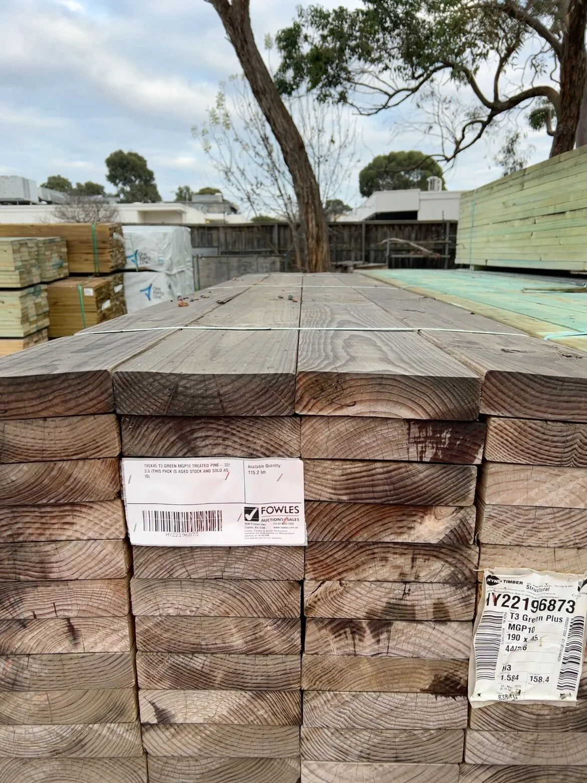 190X45 T3 GREEN MGP10 TREATED PINE- 32/3.6 (THIS PACK IS AGED STOCK AND SOLD AS IS) 190X45 T3 GREEN MGP10 TREATED PINE- 32/3.6 (THIS PACK IS AGED STOCK AND SOLD AS IS)