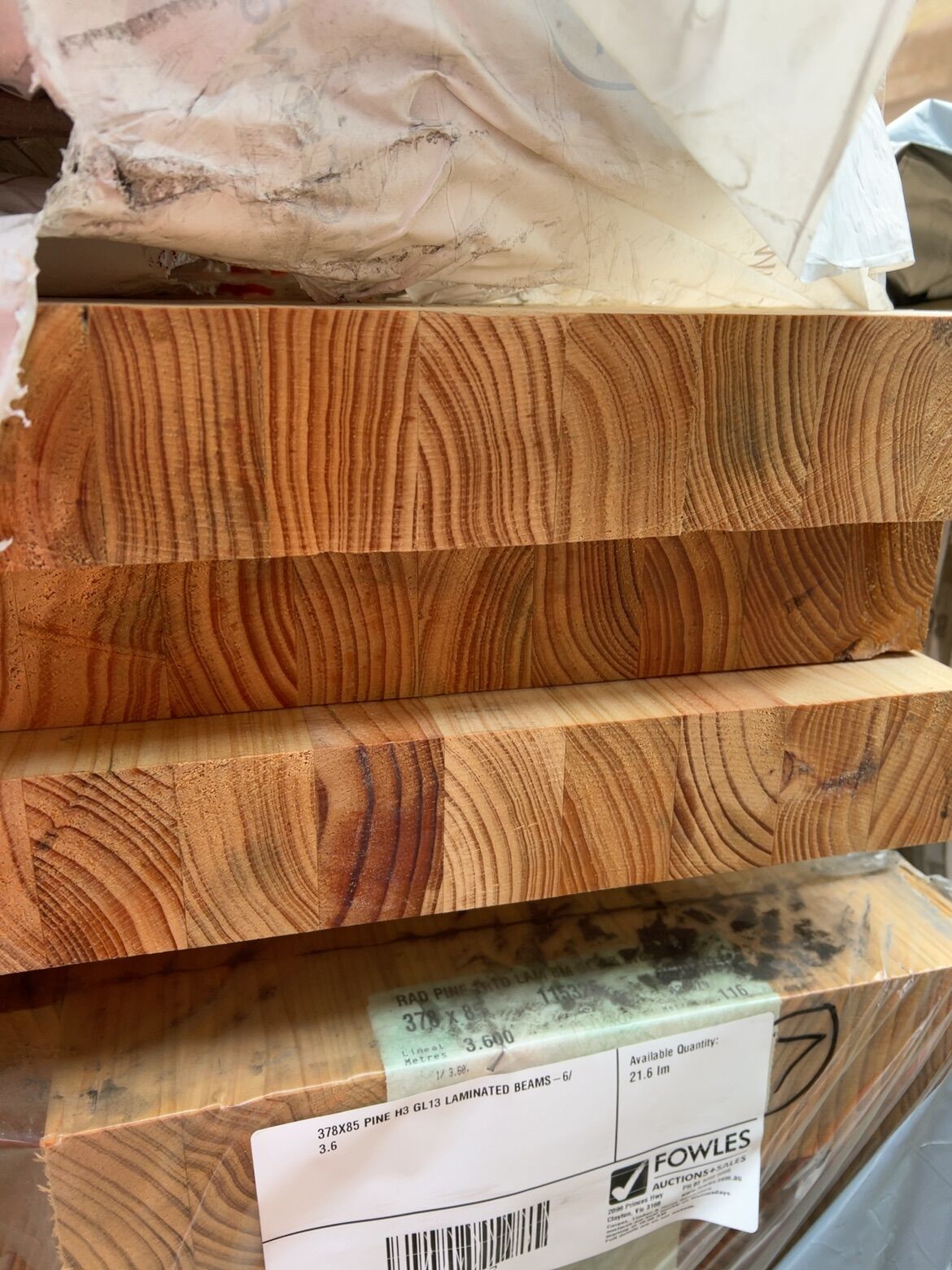 378X65 PINE H3 GL13 LAMINATED BEAMS-6/3.6 378X65 PINE H3 GL13 LAMINATED BEAMS-6/3.6